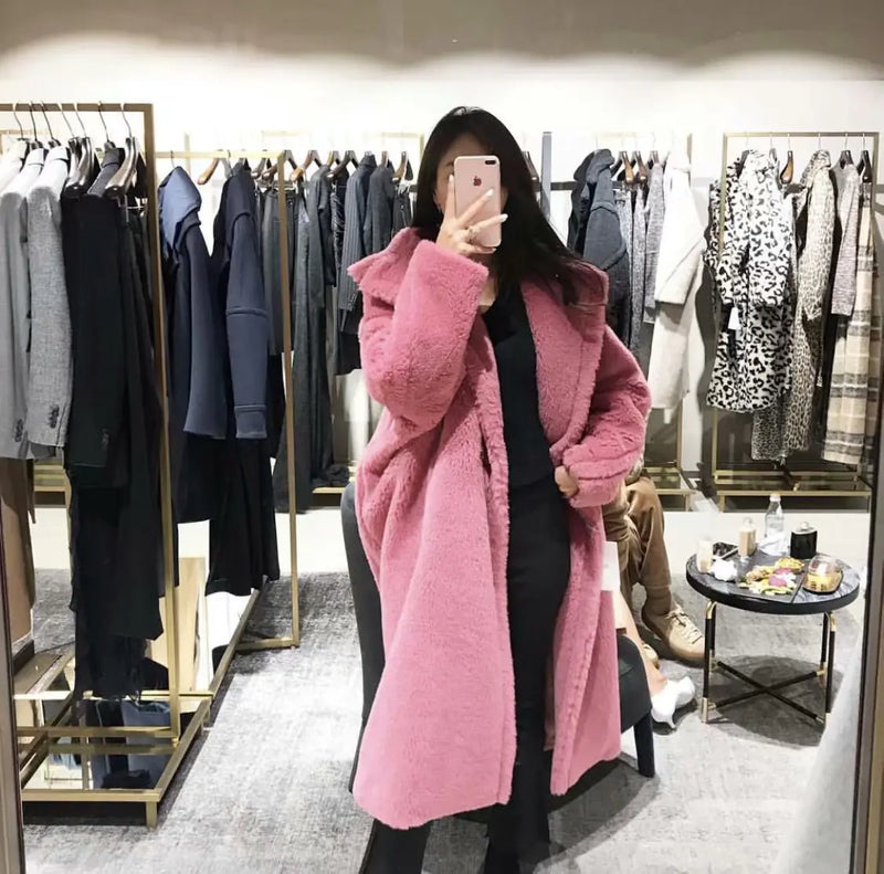 Women's Lambswool Long Coat for Autumn and Winter