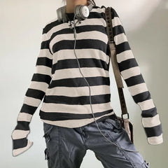 Women's Striped Long Sleeve Round Neck Knitted Shirt