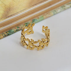 Adjustable Women's Ring with Leaf and Chrysanthemum Design