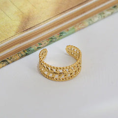 Adjustable Women's Ring with Leaf and Chrysanthemum Design