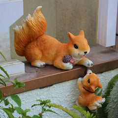 Outdoor Garden Decoration with Cute Squirrel Planters