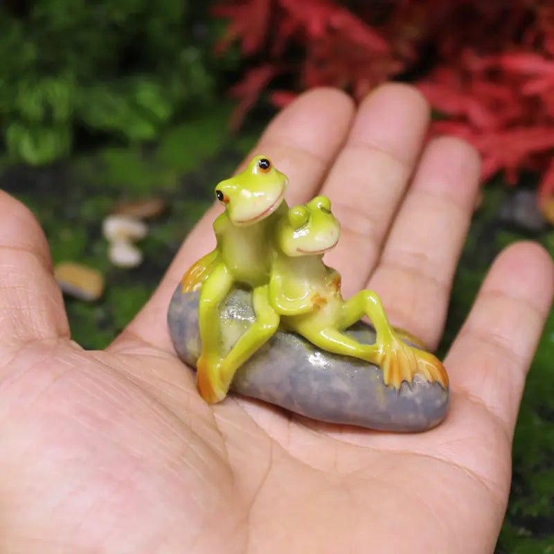 Mini Frog Resin Ornament for Garden Decoration