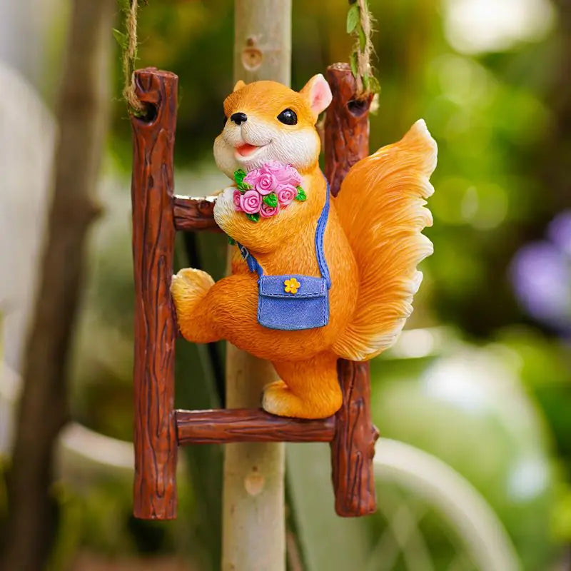 Outdoor Garden Decoration with Cute Squirrel Planters