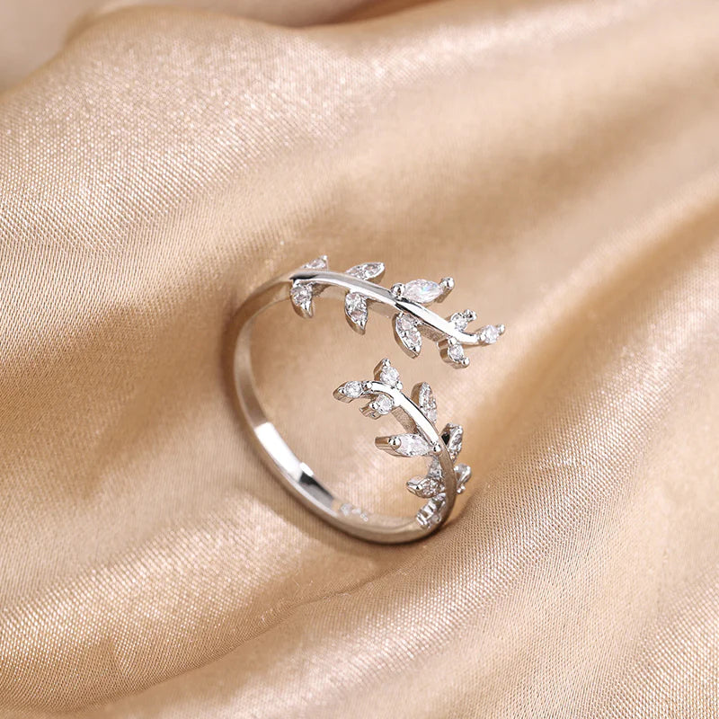 Adjustable Leaf Design Zircon Ring