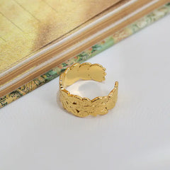 Adjustable Women's Ring with Leaf and Chrysanthemum Design