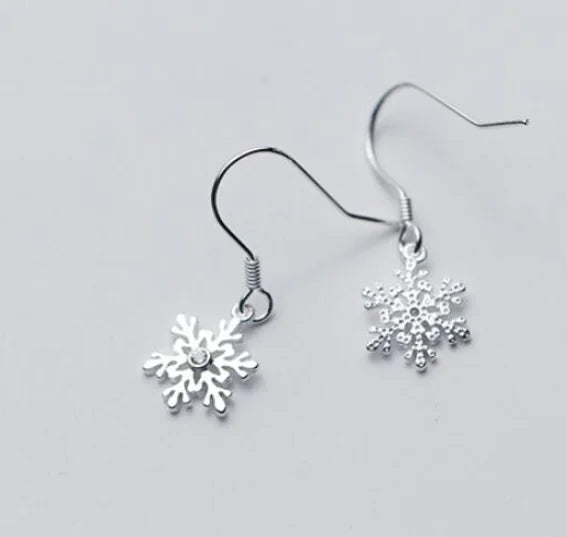 S925 Silver Snowflake Earrings with Diamonds (Short)