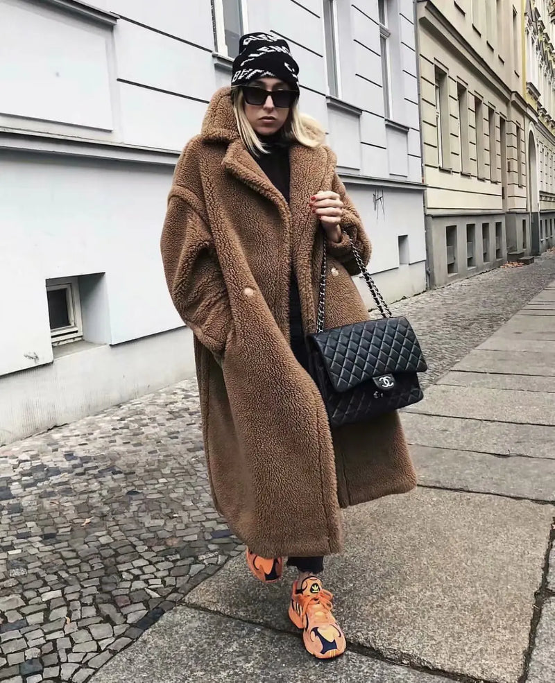 Women's Lambswool Long Coat for Autumn and Winter
